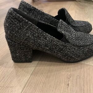 Heeled loafer style women shoes size 7